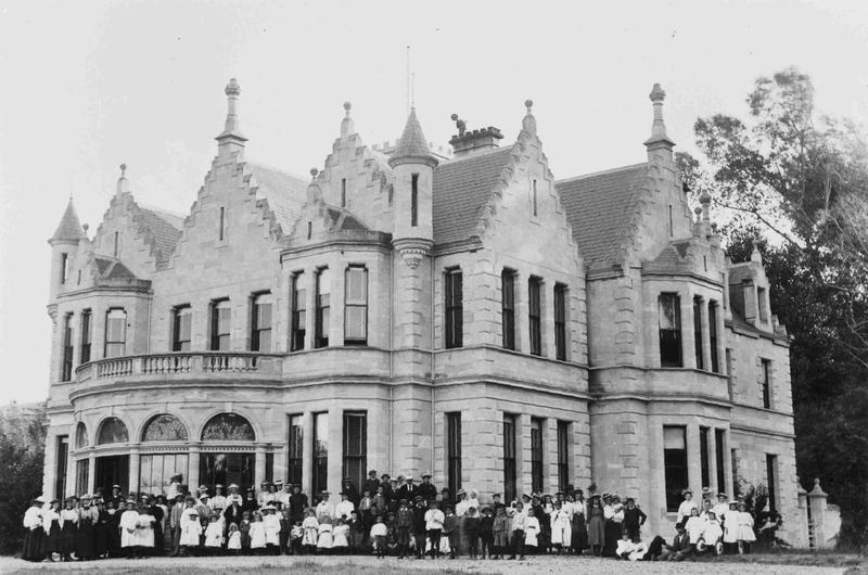 Kurow picnic at Otekaieke 1899. Campbell Park Culture Waitaki